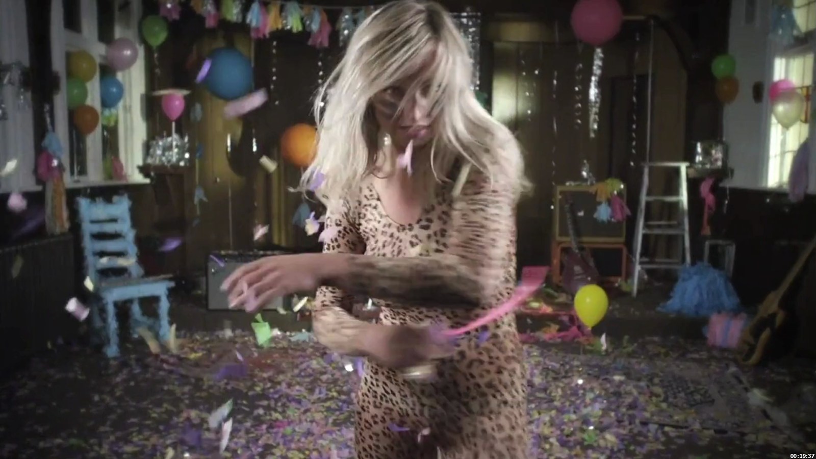 A Brony Tale (2014) [1080p] Bluray [brmovies.cc]_00_19_37_00000